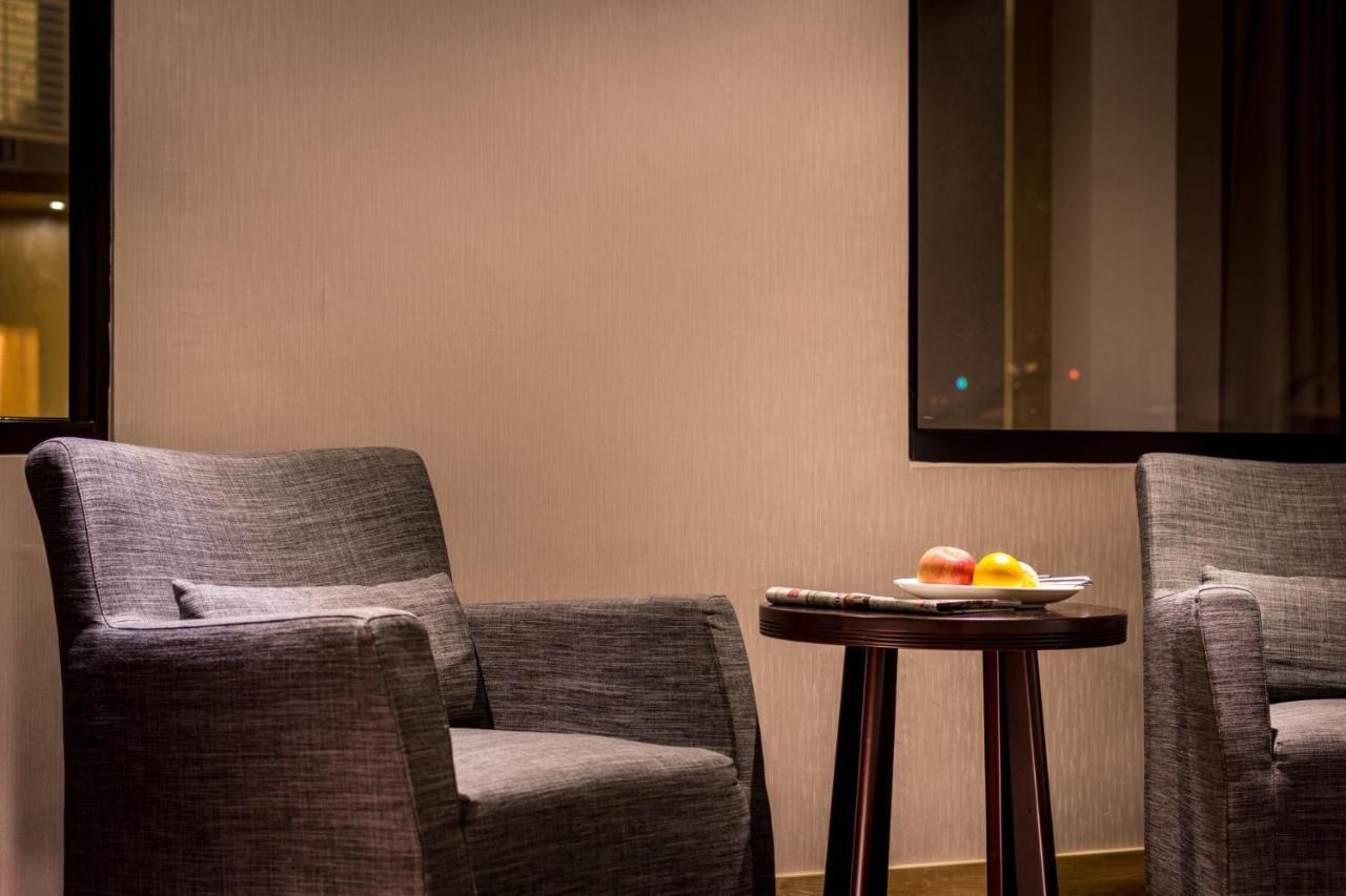 Jai Chateau Hotels & Hostels Tainan Luaran gambar