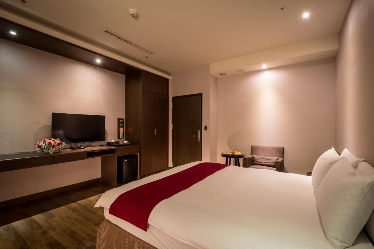 Jai Chateau Hotels & Hostels Tainan Luaran gambar